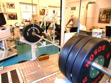 Tunga lyften lyfter, Bos&ouml;n foto: All Sport och Idrott